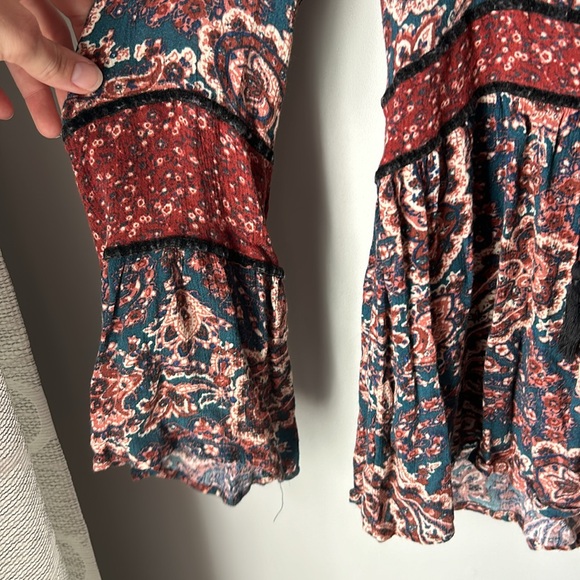 Beautiful women’s blouse - Picture 2 of 6